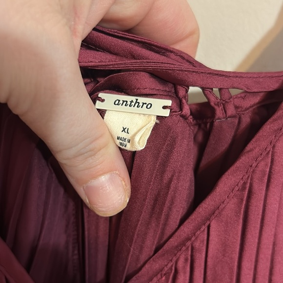 By Anthropologie Sleeveless Plissé Jumpsuit Wine Size XL - Picture 8 of 9